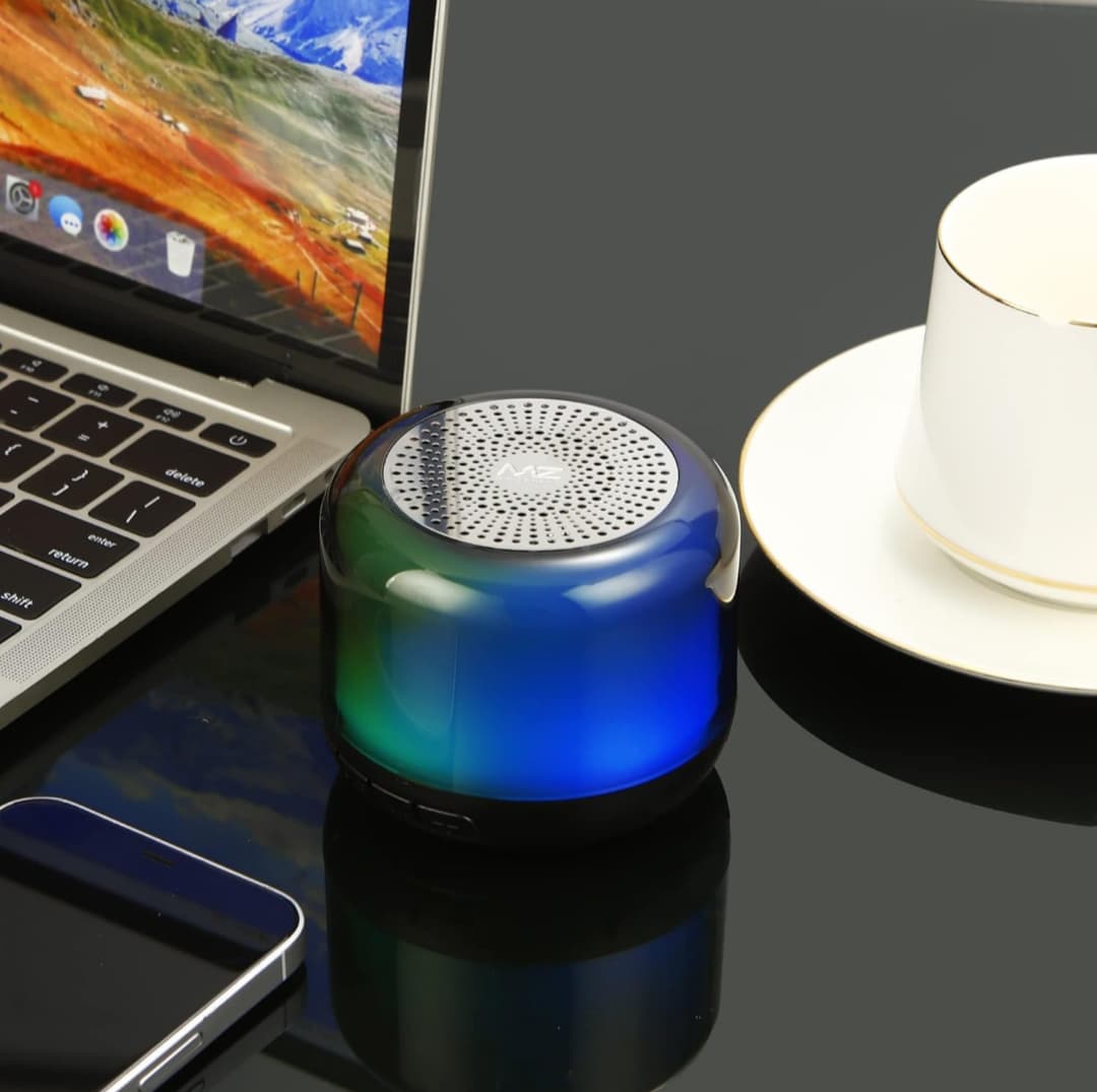 Portable Bluetooth Speaker with Dynamic Thunder Sound &amp; Disco Light – 5W