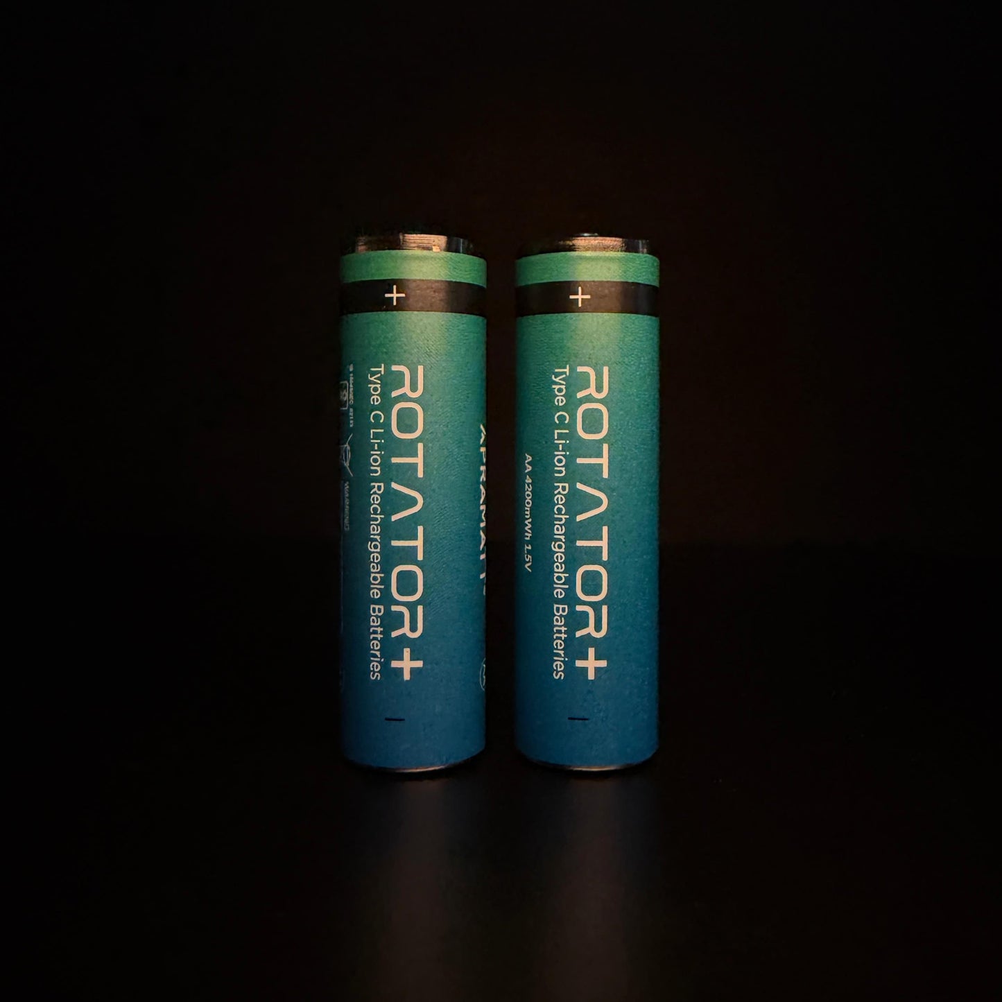 USB Rechargeable AA Batteries (1.5V, 4200mWh)