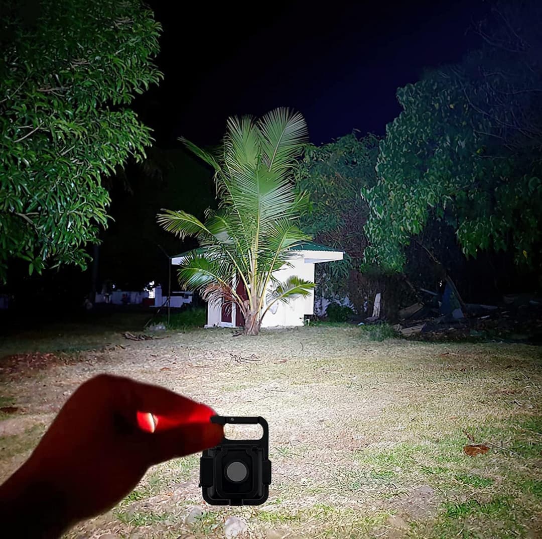 COB Keychain Light – Bright & Portable LED Flashlight