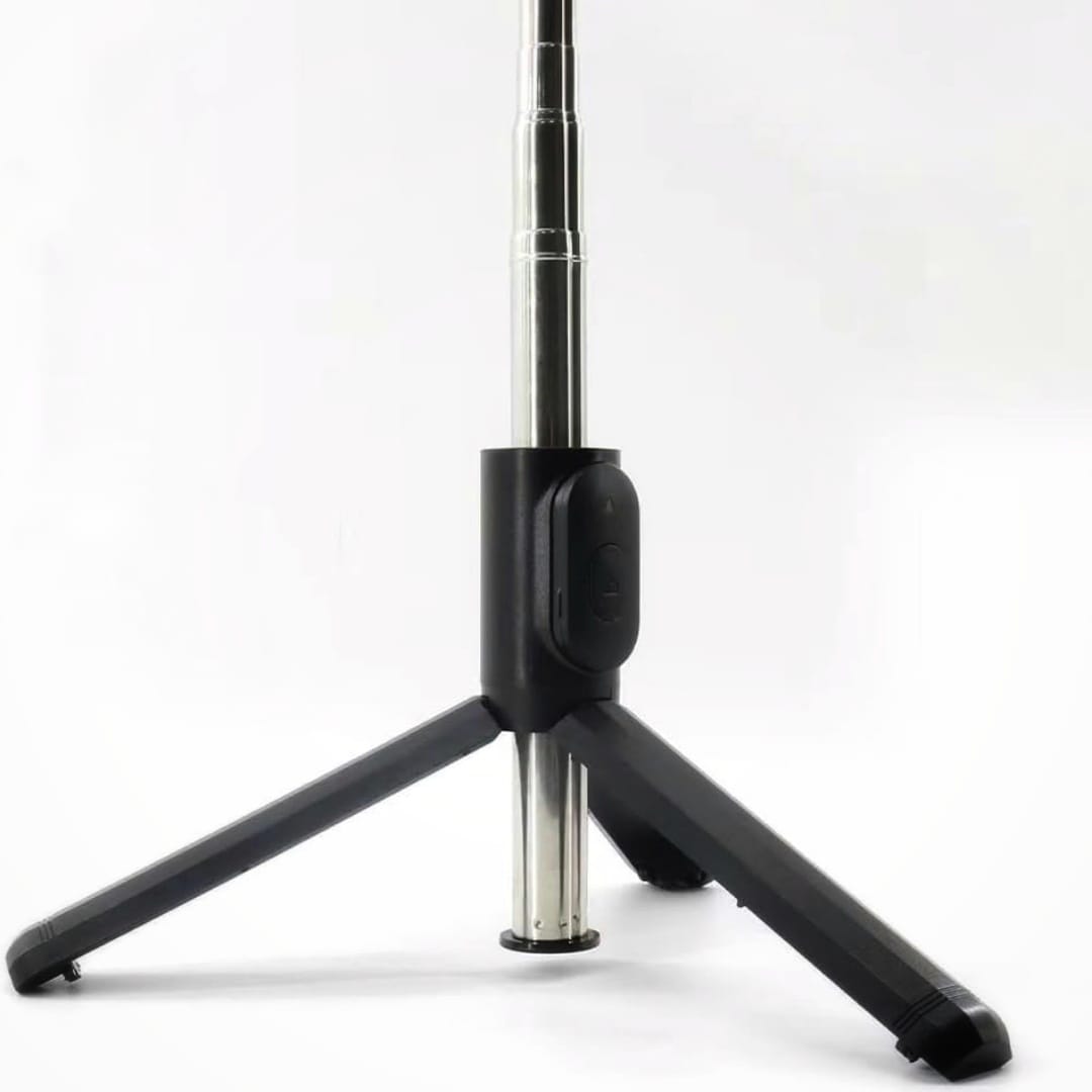Q07 Extendable Selfie Stick with Wireless Remote and Tripod