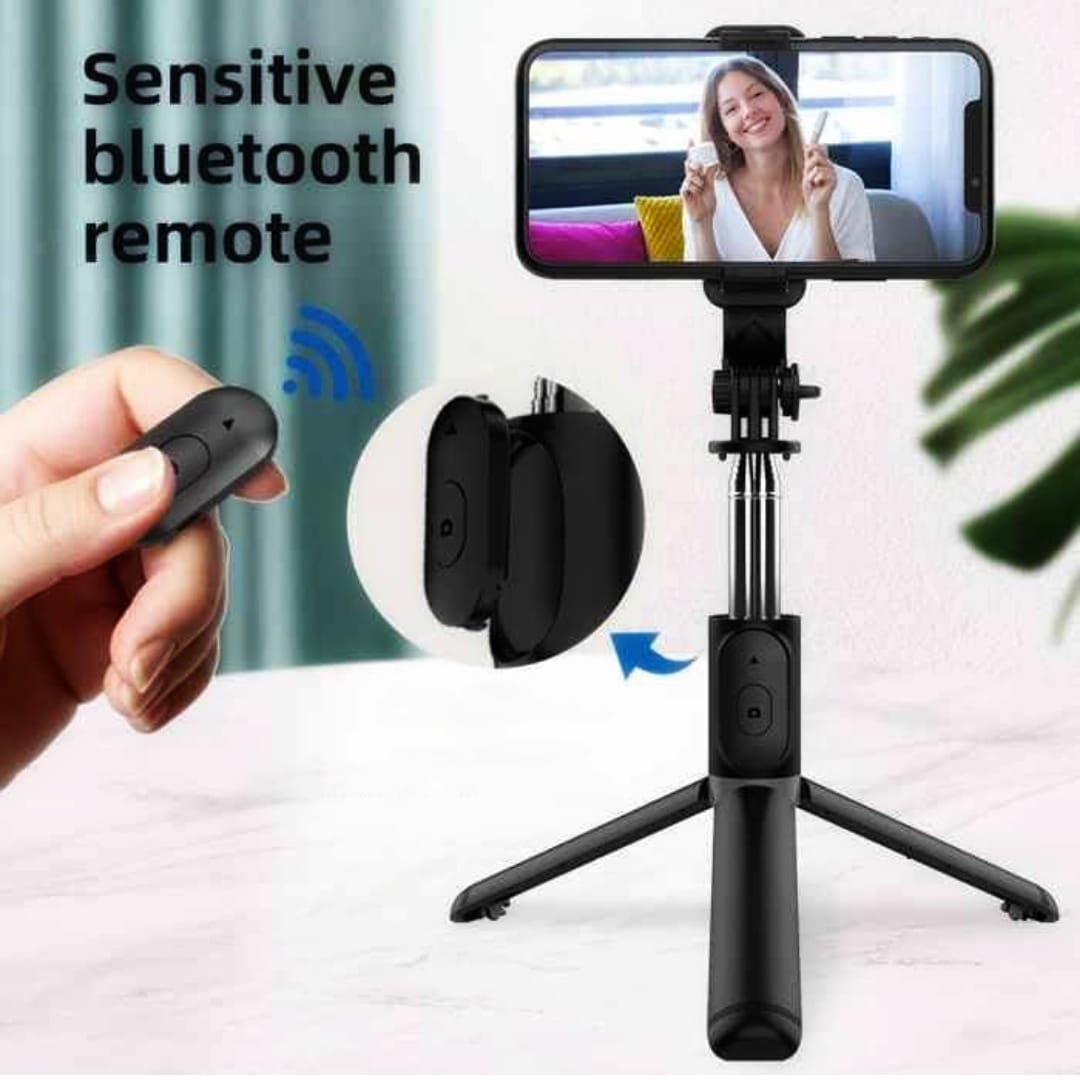 Q07 Extendable Selfie Stick with Wireless Remote and Tripod